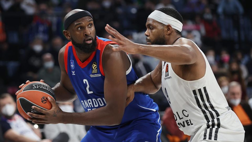 Anadolu Efes ALBA Berlin’i konuk edecek