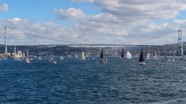 Uluslararası Yat Yarışları Cumhuriyet Kupası İstanbul Boğazı’nda yapıldı