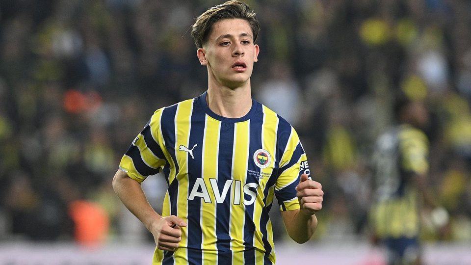 Güler, UEFA’ya konuştu: İdolüm Alex de Souza