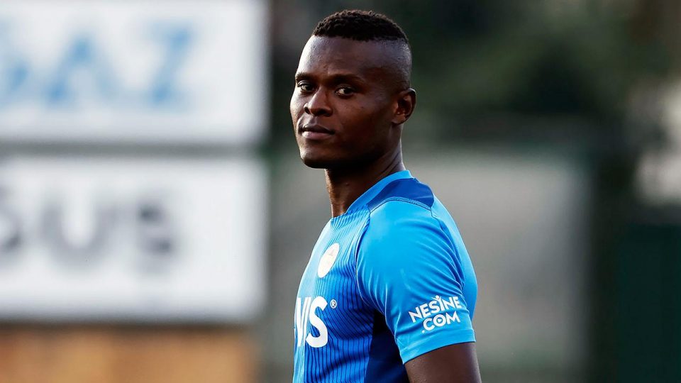 Fenerbahçe’de Samatta’nın sözleşmesi feshedildi