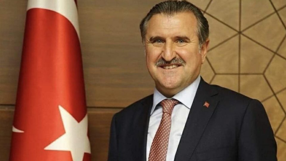 Bakan Bak’tan paralimpik sporcular için tebrik mesajı